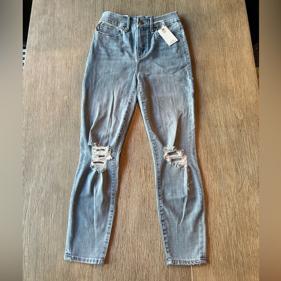 NWT Good American Good Waist Crop Jeans Size 2/26 - Picture 2 of 3
